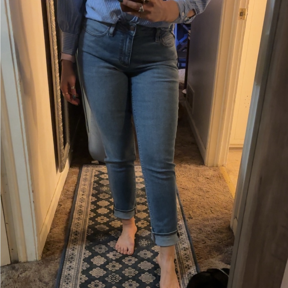 Lands’ End Misses Jeans Natural Fit Size 4